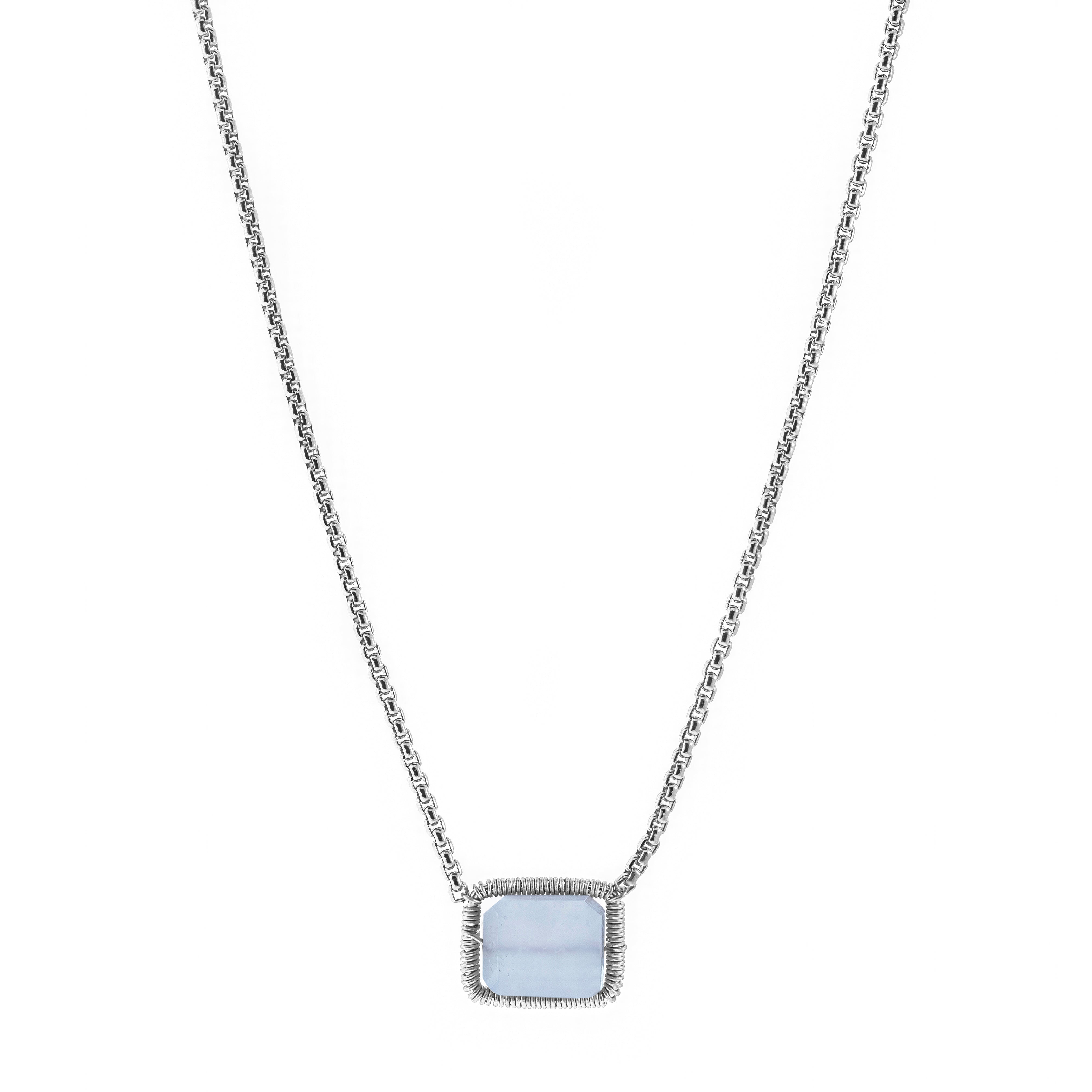 Lilly Necklace