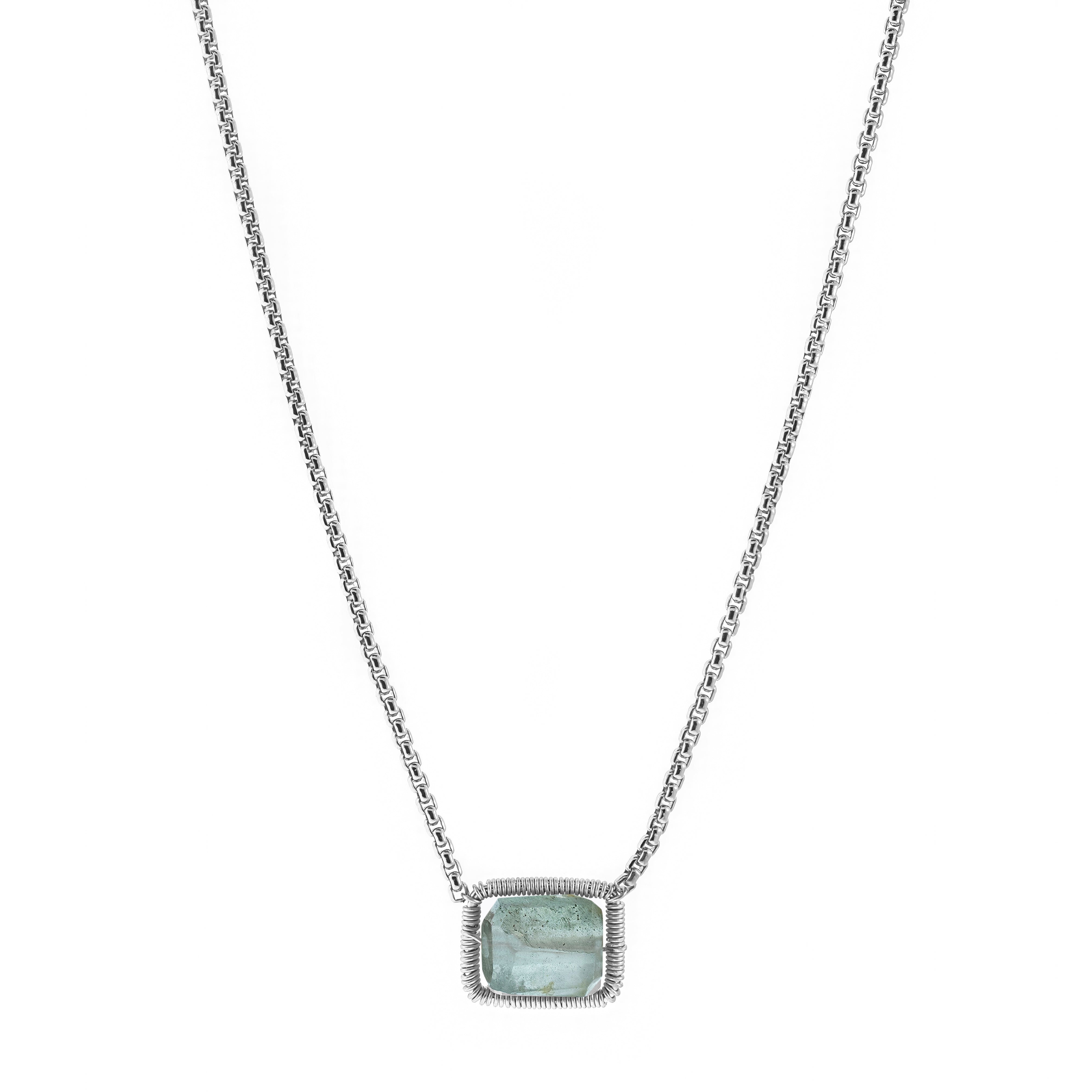 Lilly Necklace