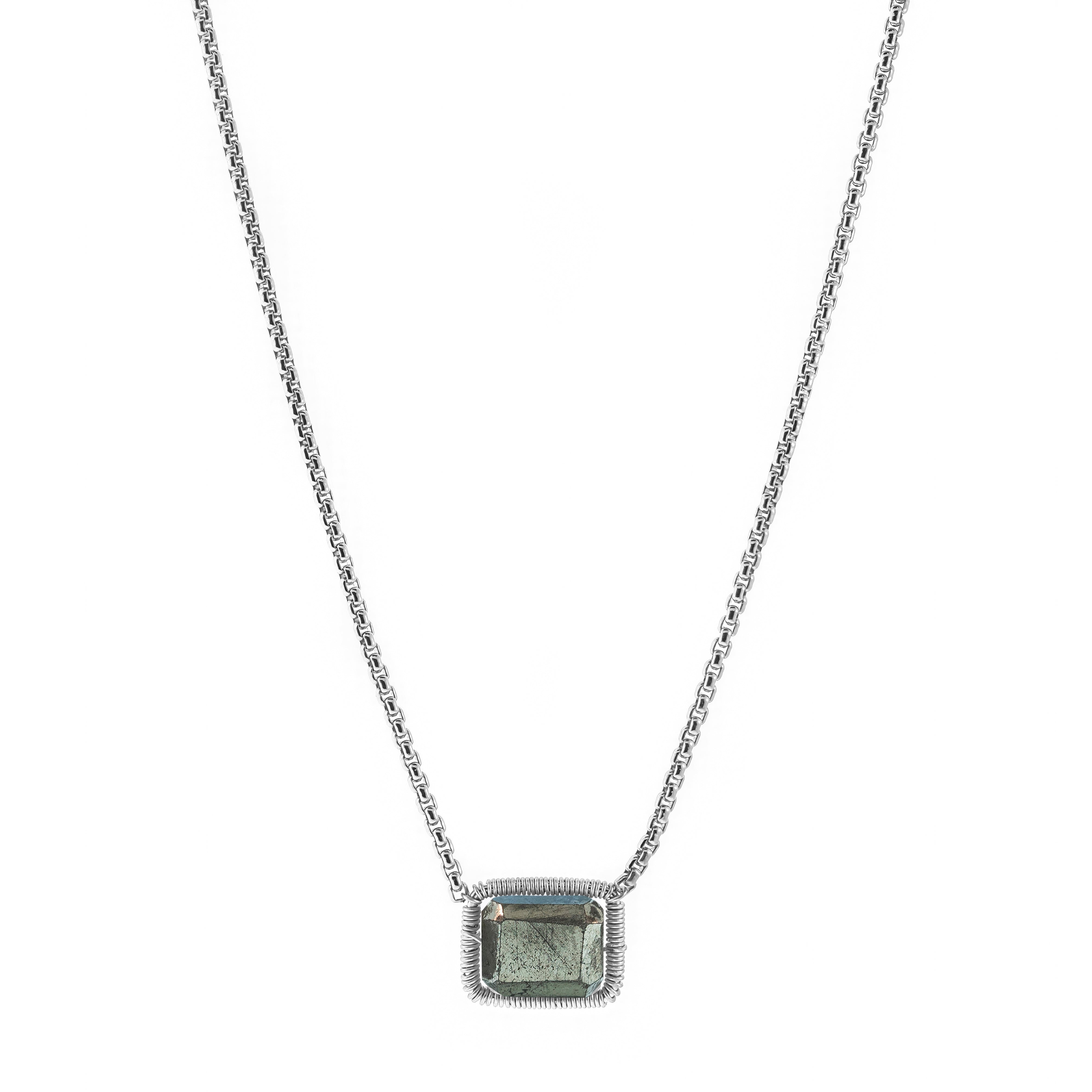 Lilly Necklace