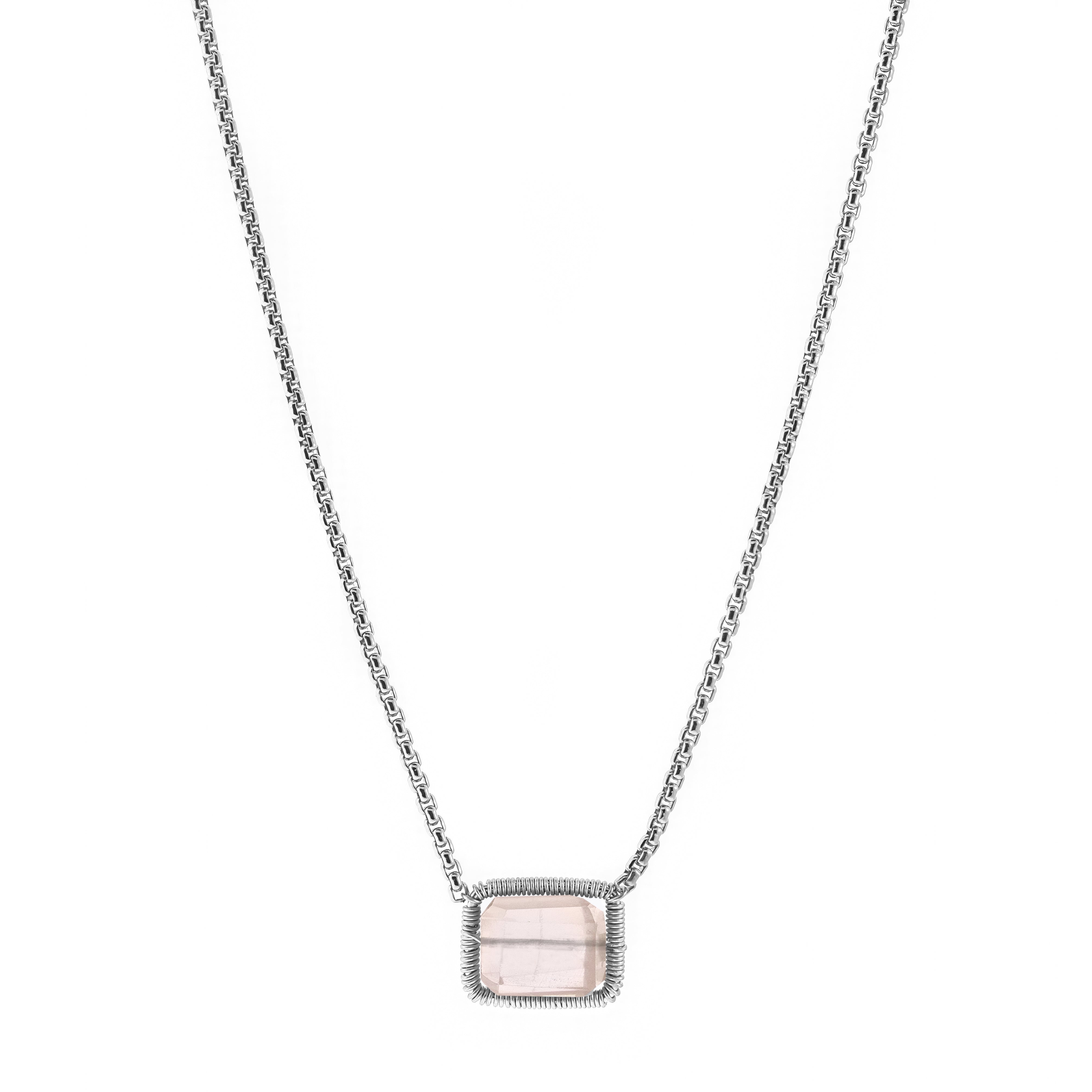 Lilly Necklace