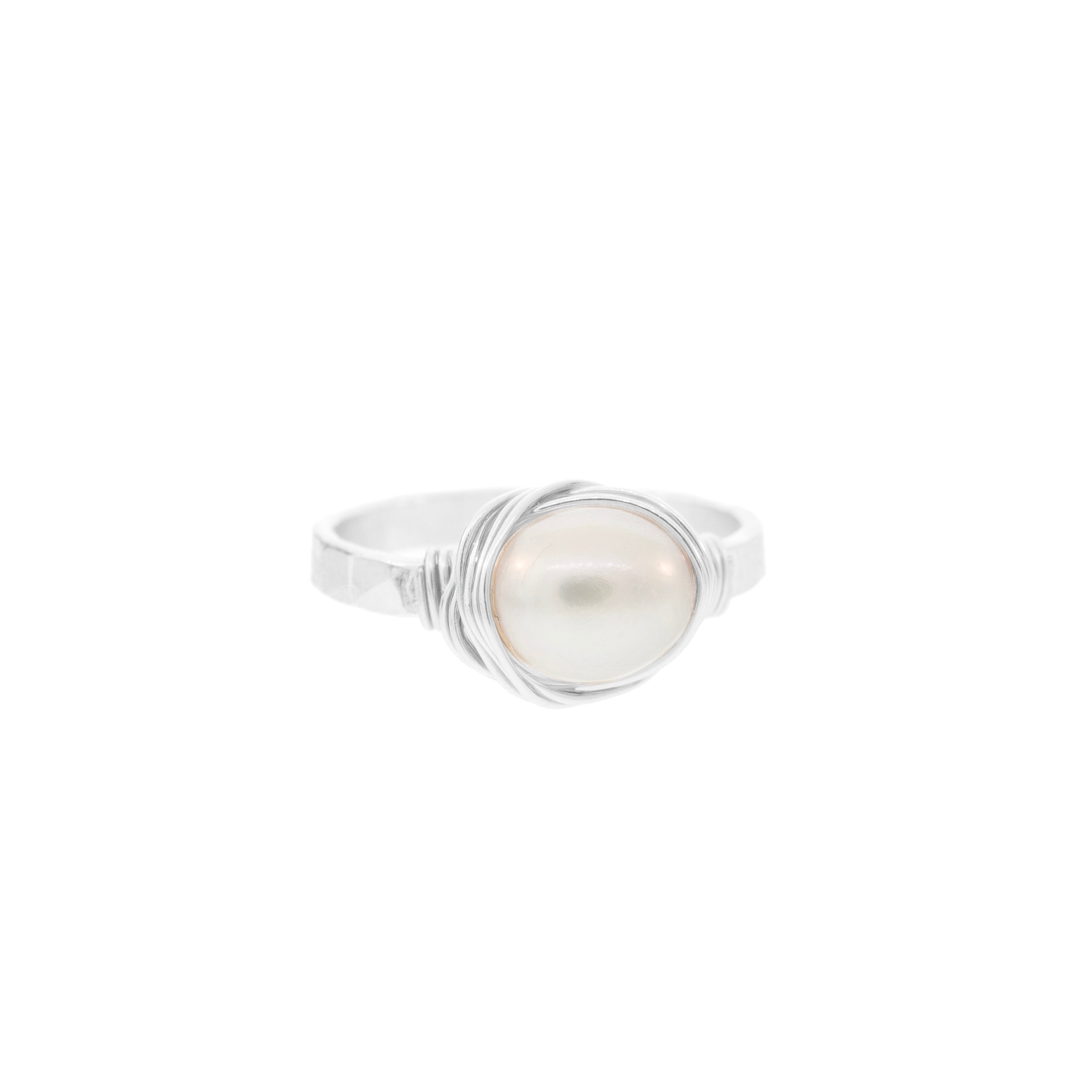 Petite Rock Nest Ring
