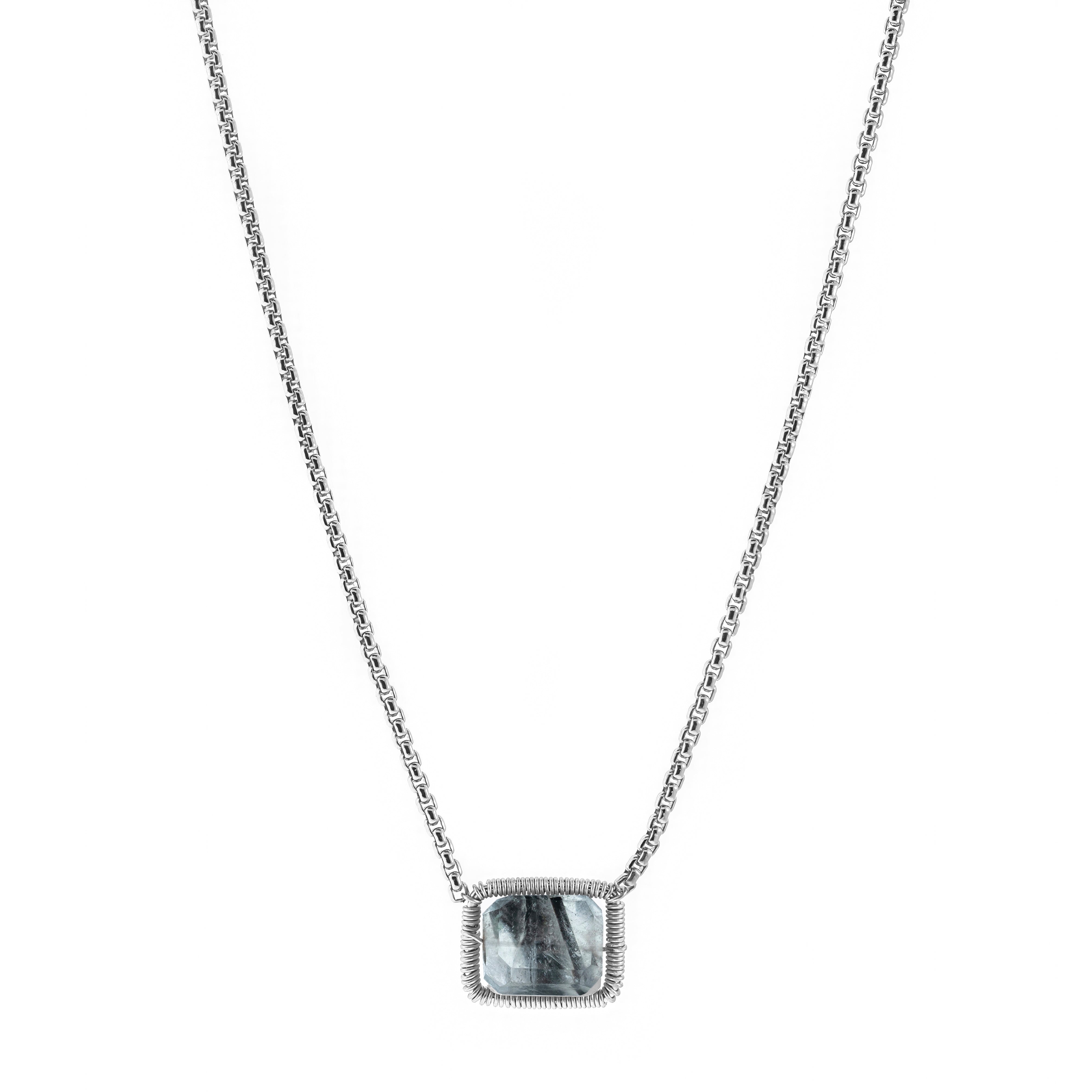 Lilly Necklace