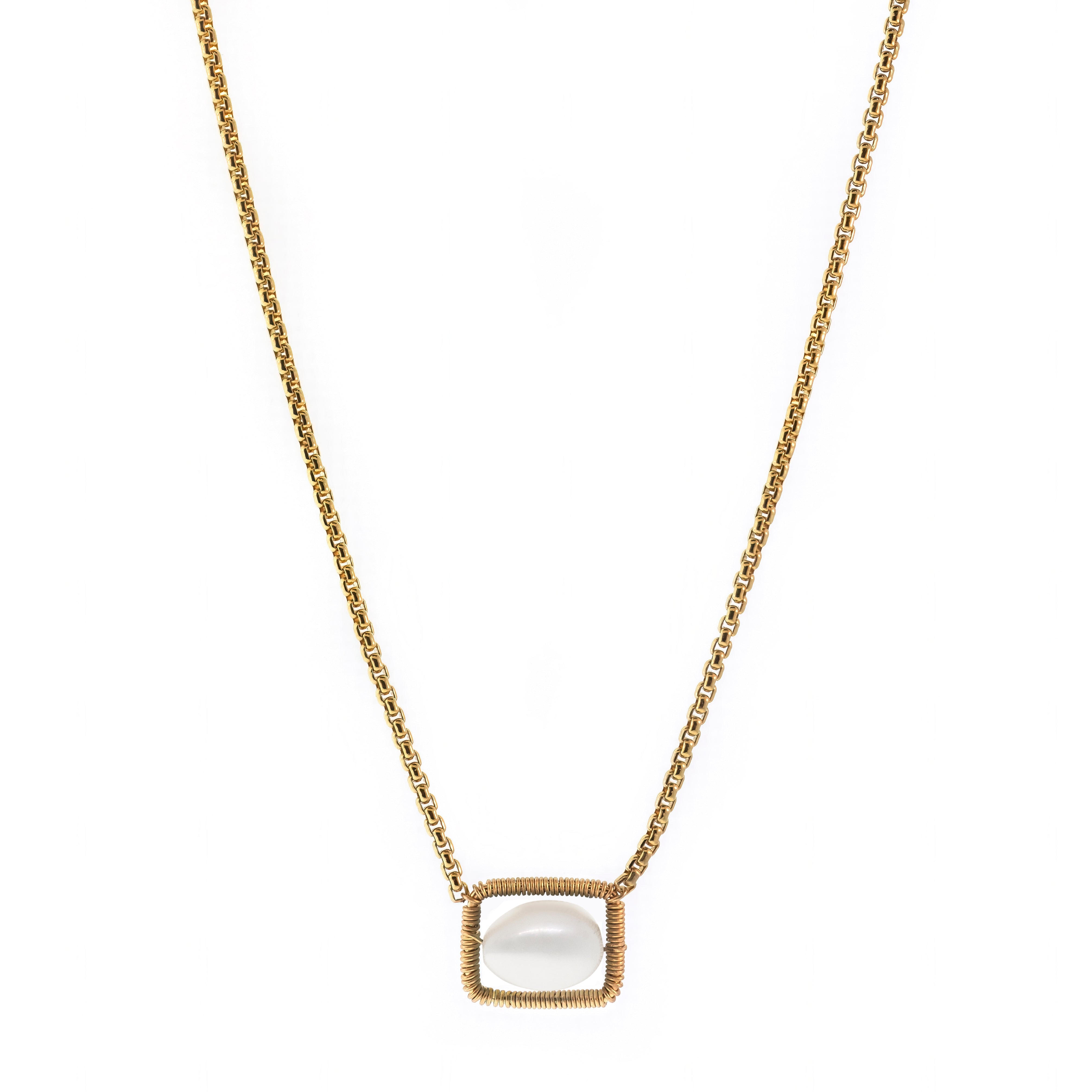 Lilly Necklace