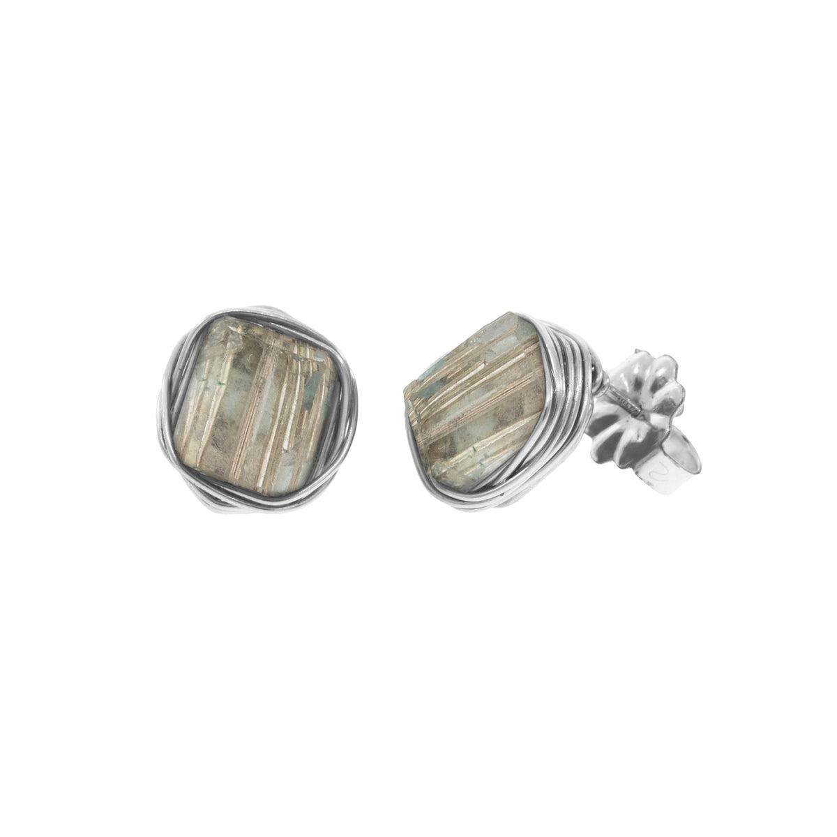 Petite Rock Nest Posts