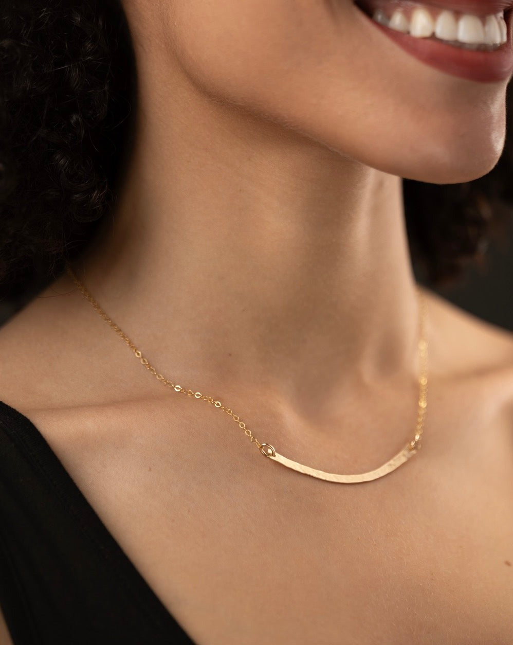 Textured Swing Necklace