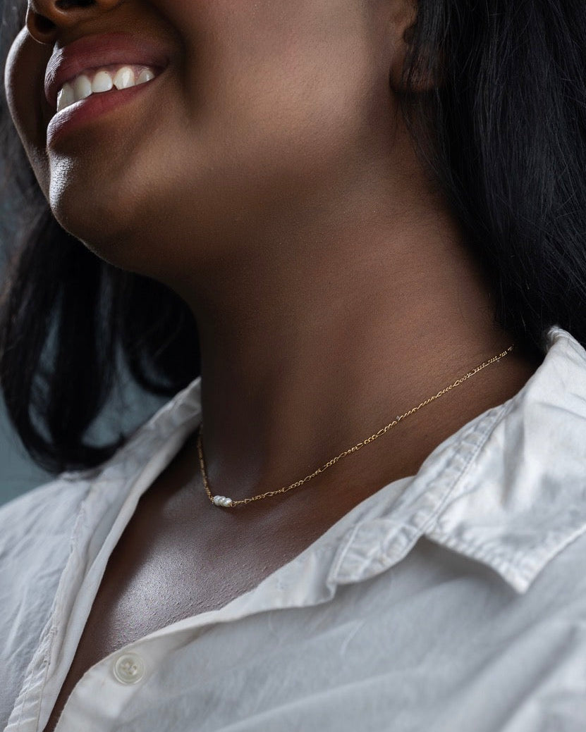 Tres Necklace