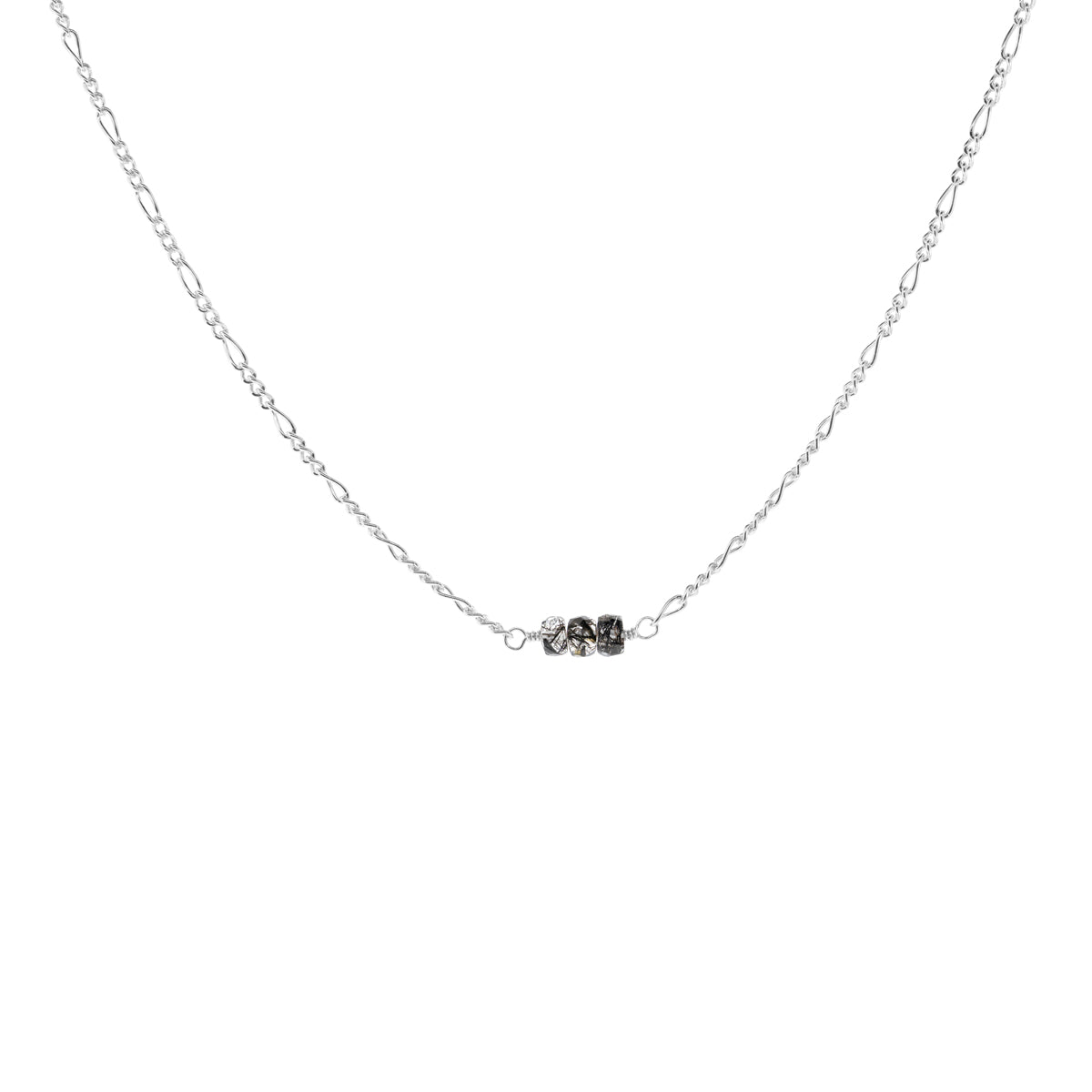 Tres Necklace