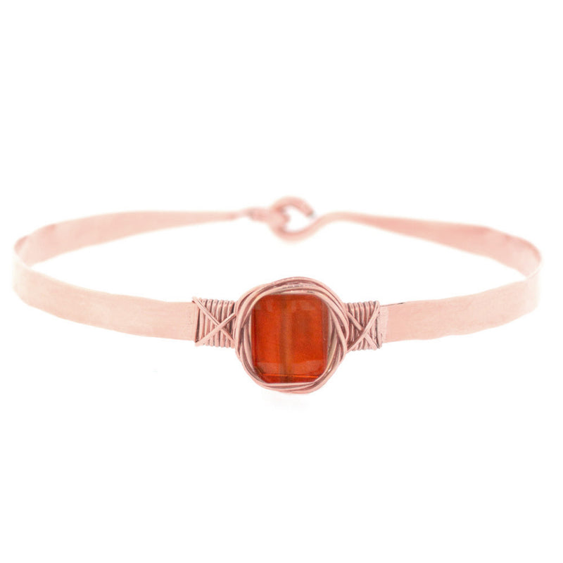 Petite Rock Nest Clasp