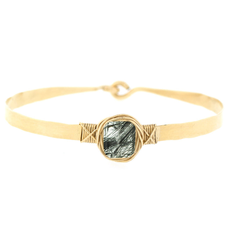 Petite Rock Nest Clasp