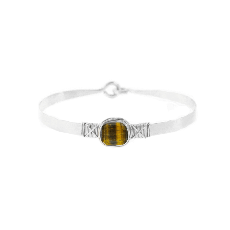 Petite Rock Nest Clasp